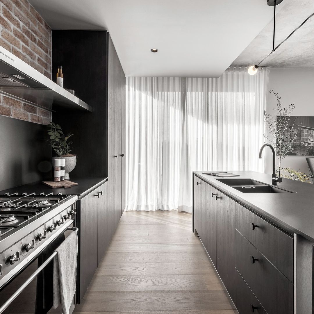 Clamor Cabinets