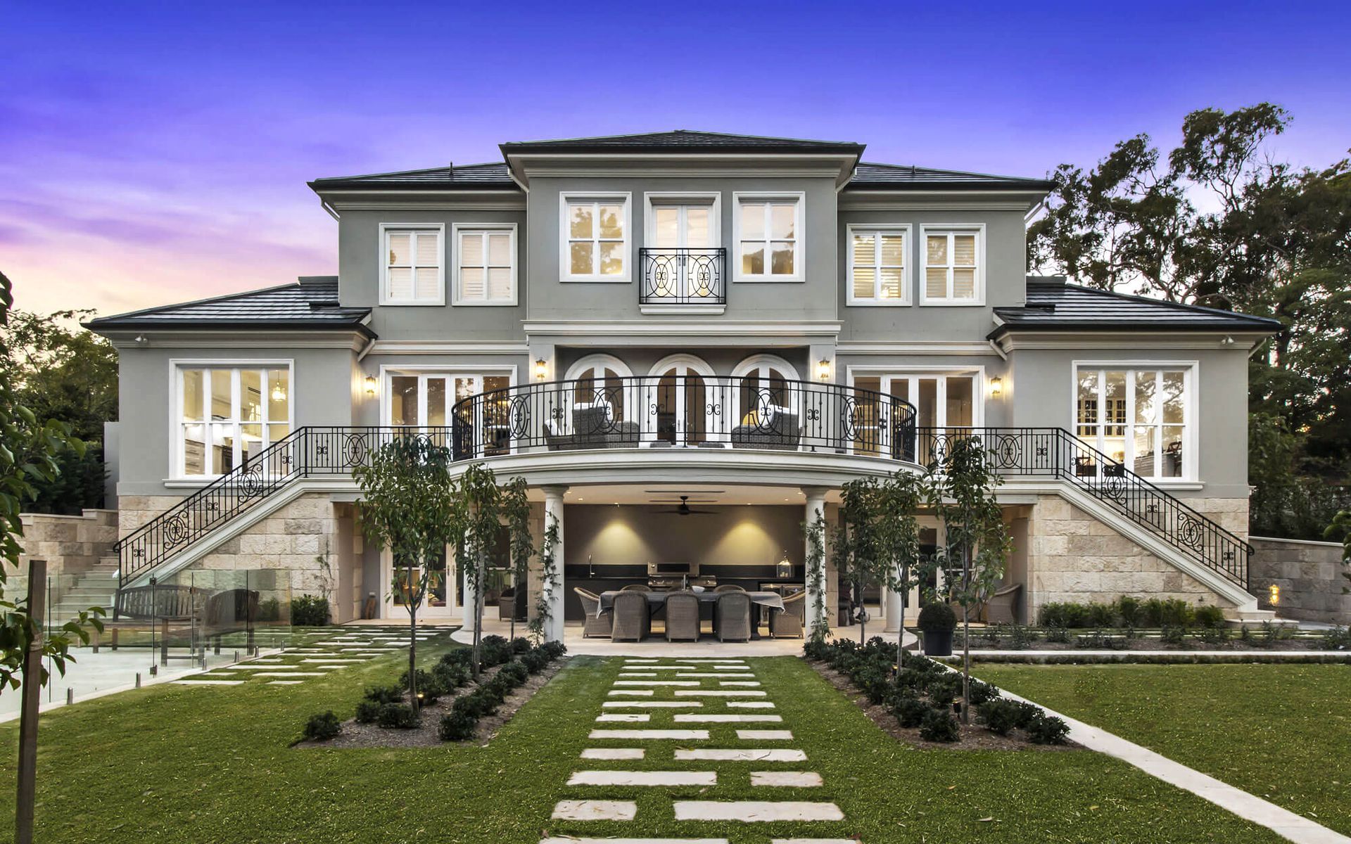 Hero Banner for CHATEAU ARCHITECTS + BUILDERS
