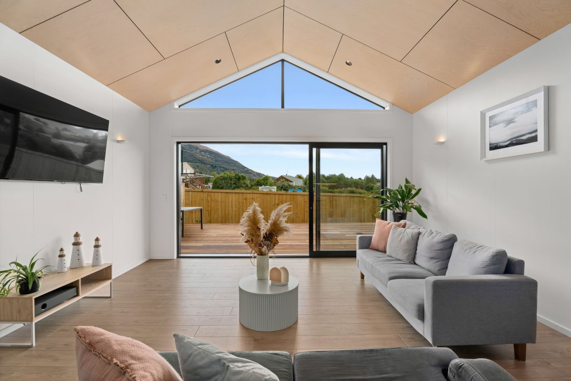 Hero Banner for Morven Design Build