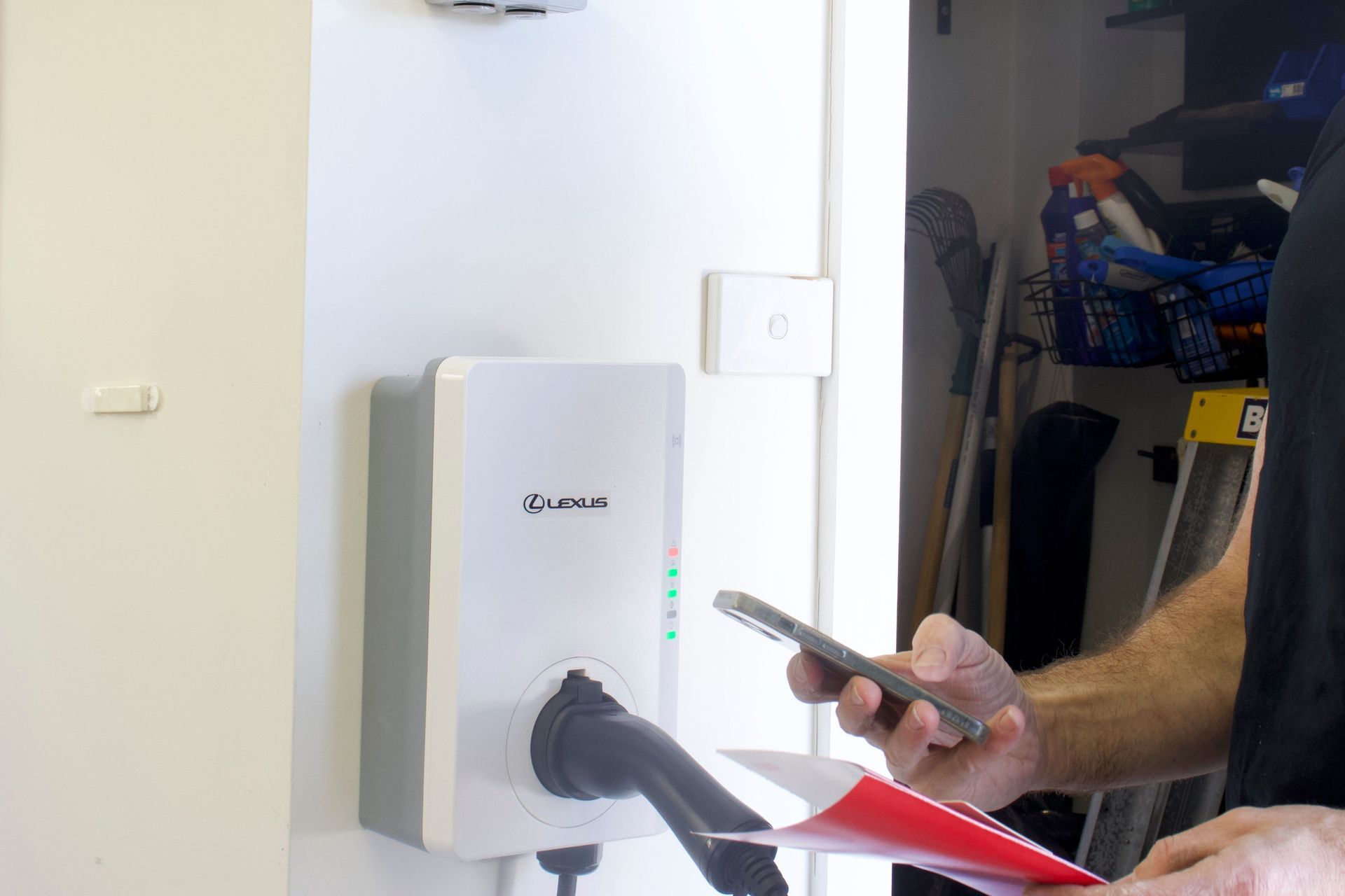 Supporting Image 2 for Solas