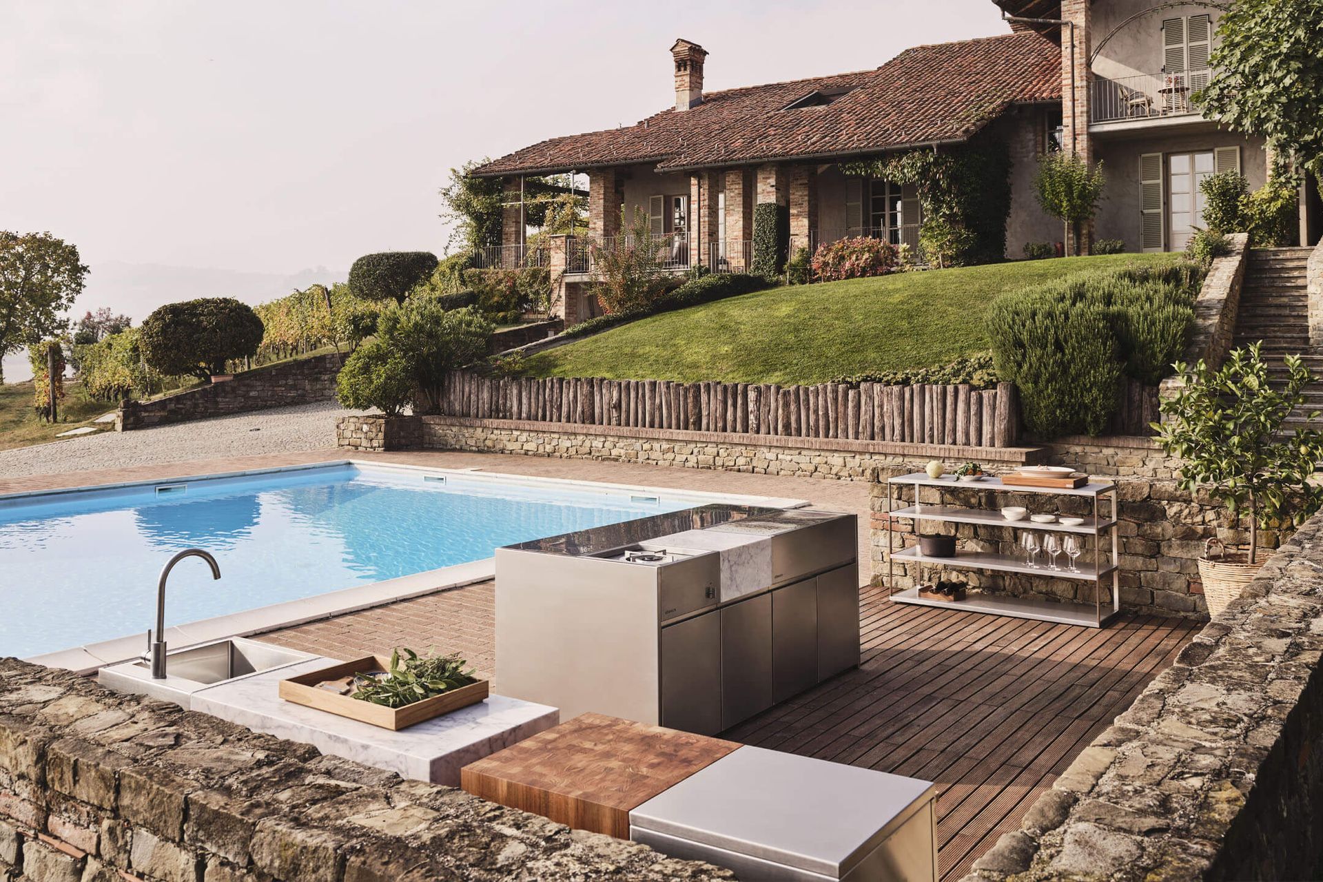 Supporting Image 3 for Oblica