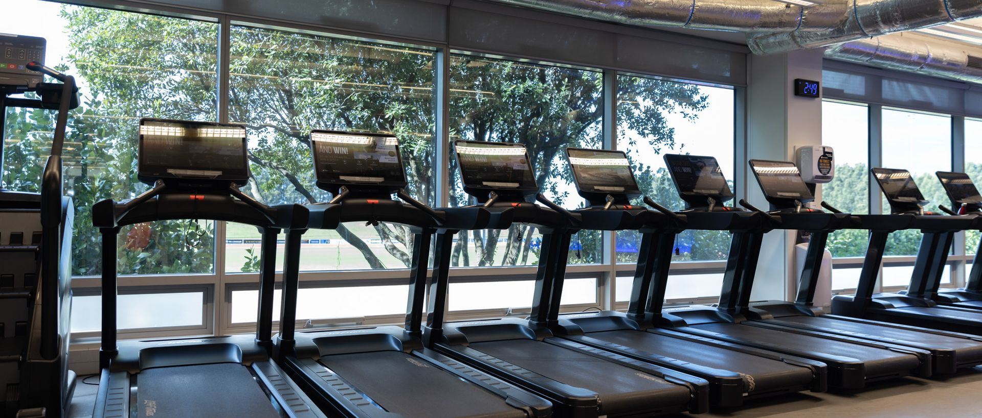 Supporting Image 3 for Life Fitness