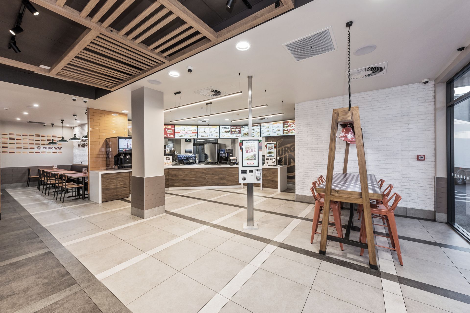 Hero Banner for Tomba Tiling