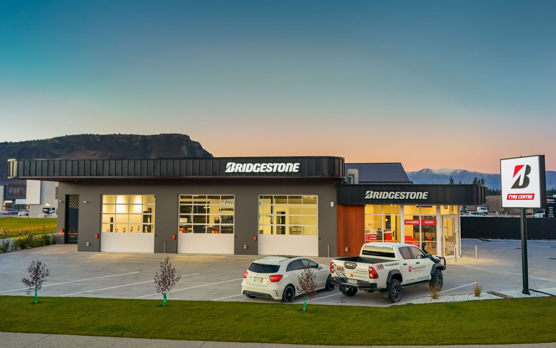Supporting Image 6 for Glideaway Garage Door Systems