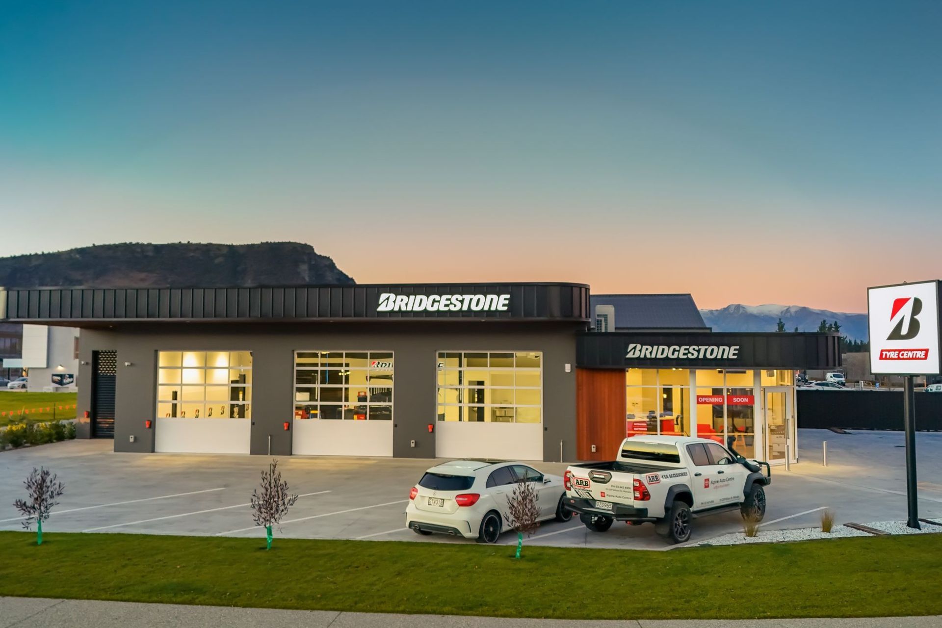 Supporting Image 6 for Glideaway Garage Door Systems