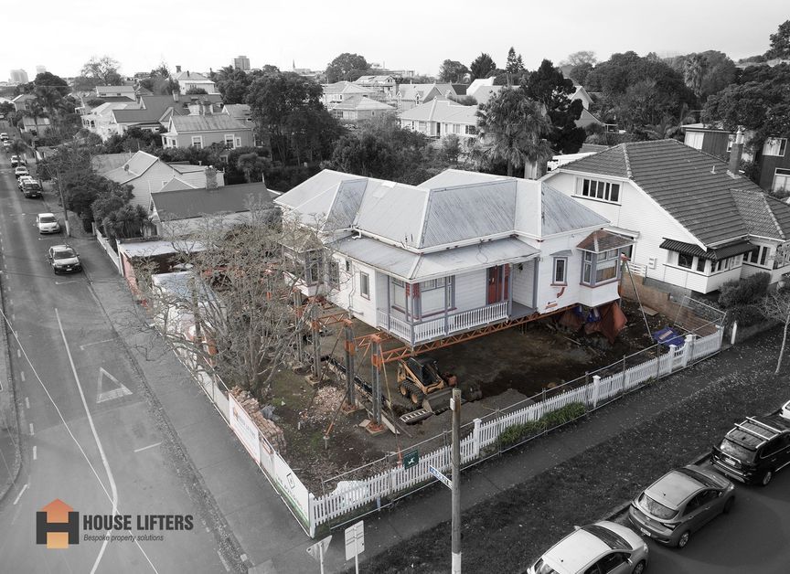 House Lifters