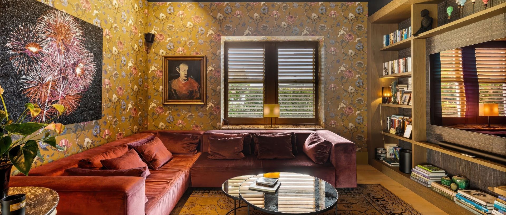 Supporting Image 4 for Iconic Decor