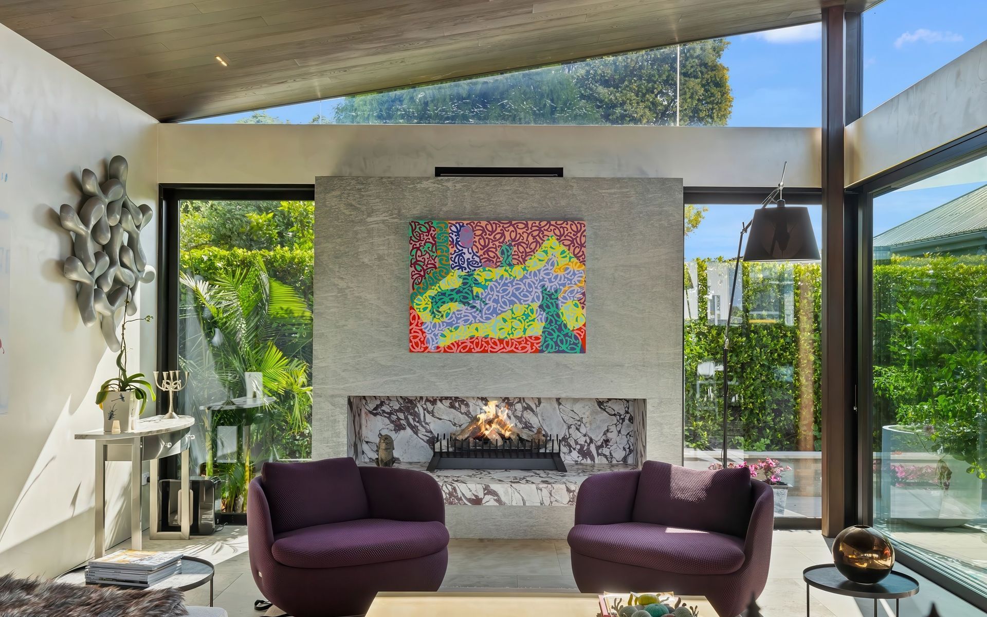 Supporting Image 2 for Iconic Decor