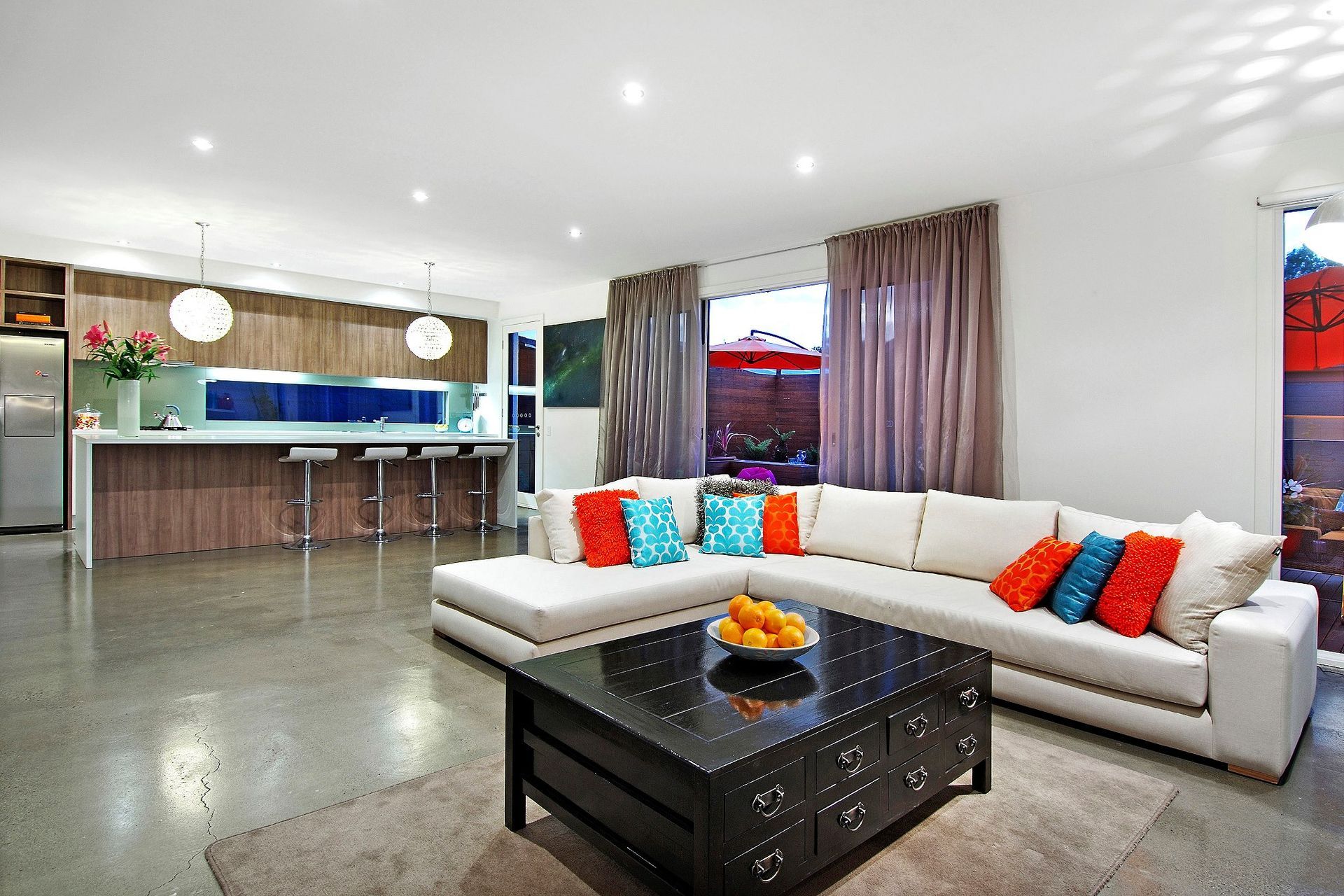 Supporting Image 4 for White Pebble Interiors