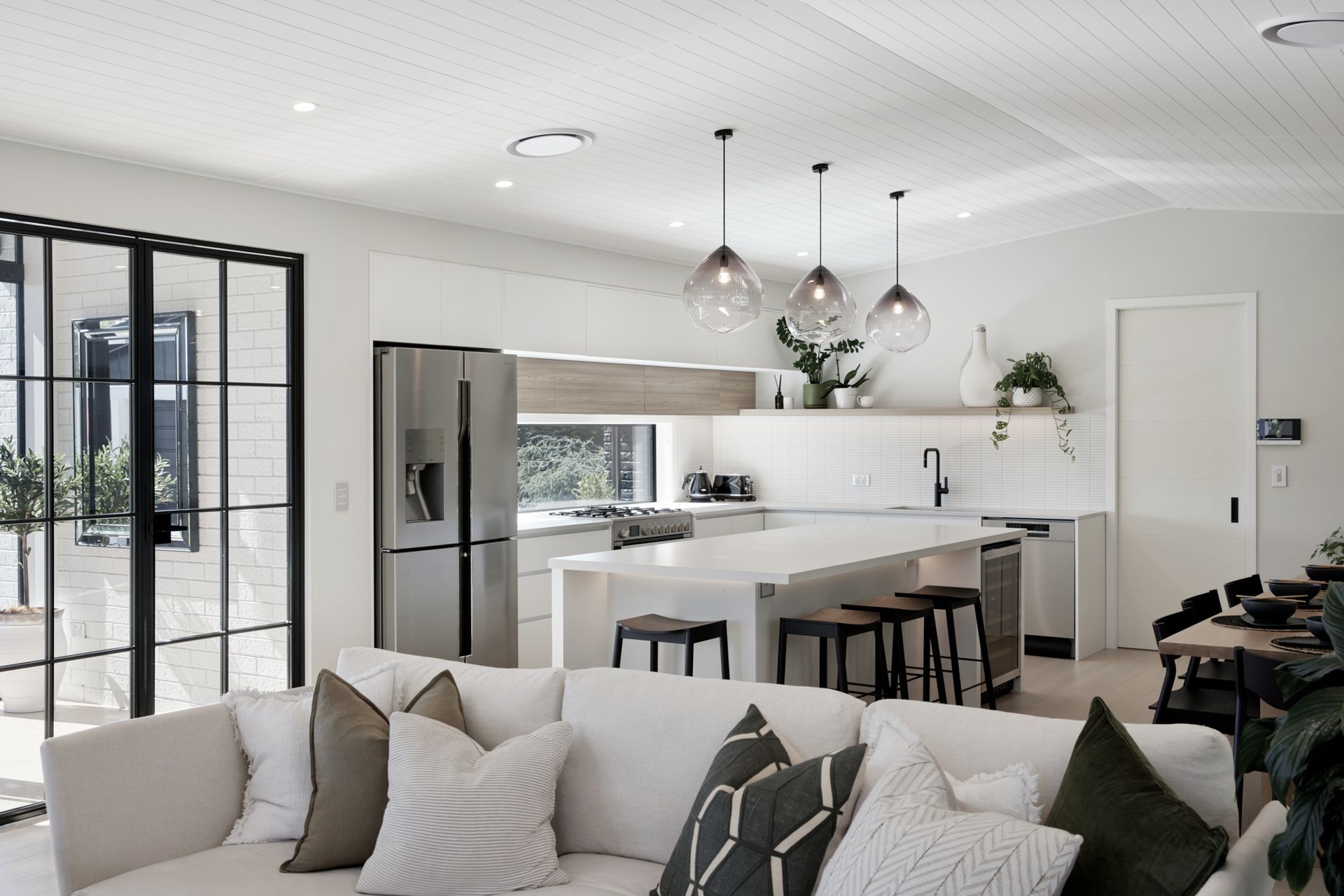 Design One Interiors banner