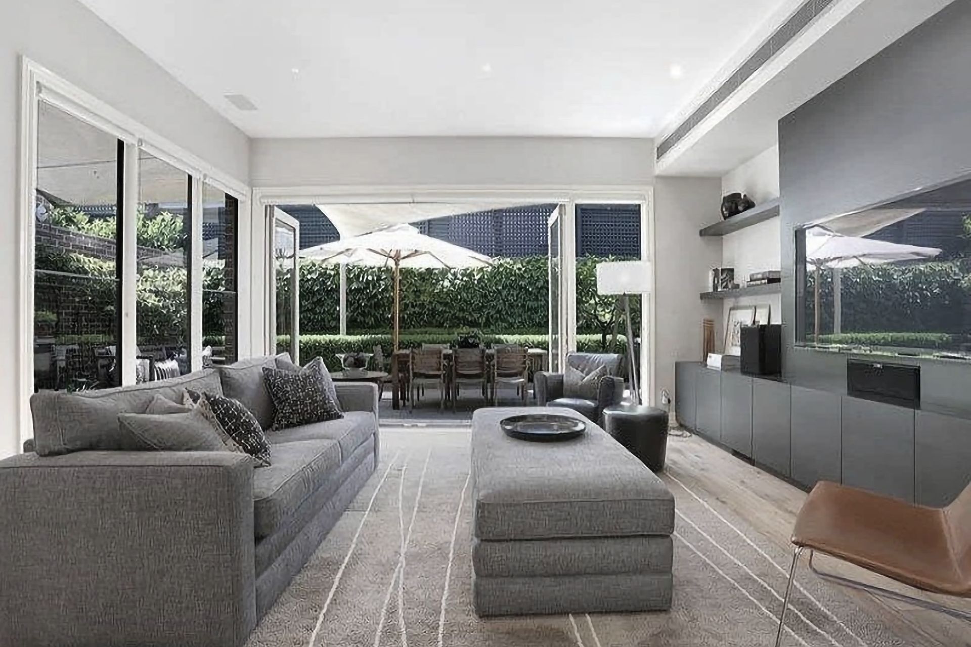 Hero Banner for Libby Thornton Interior Design