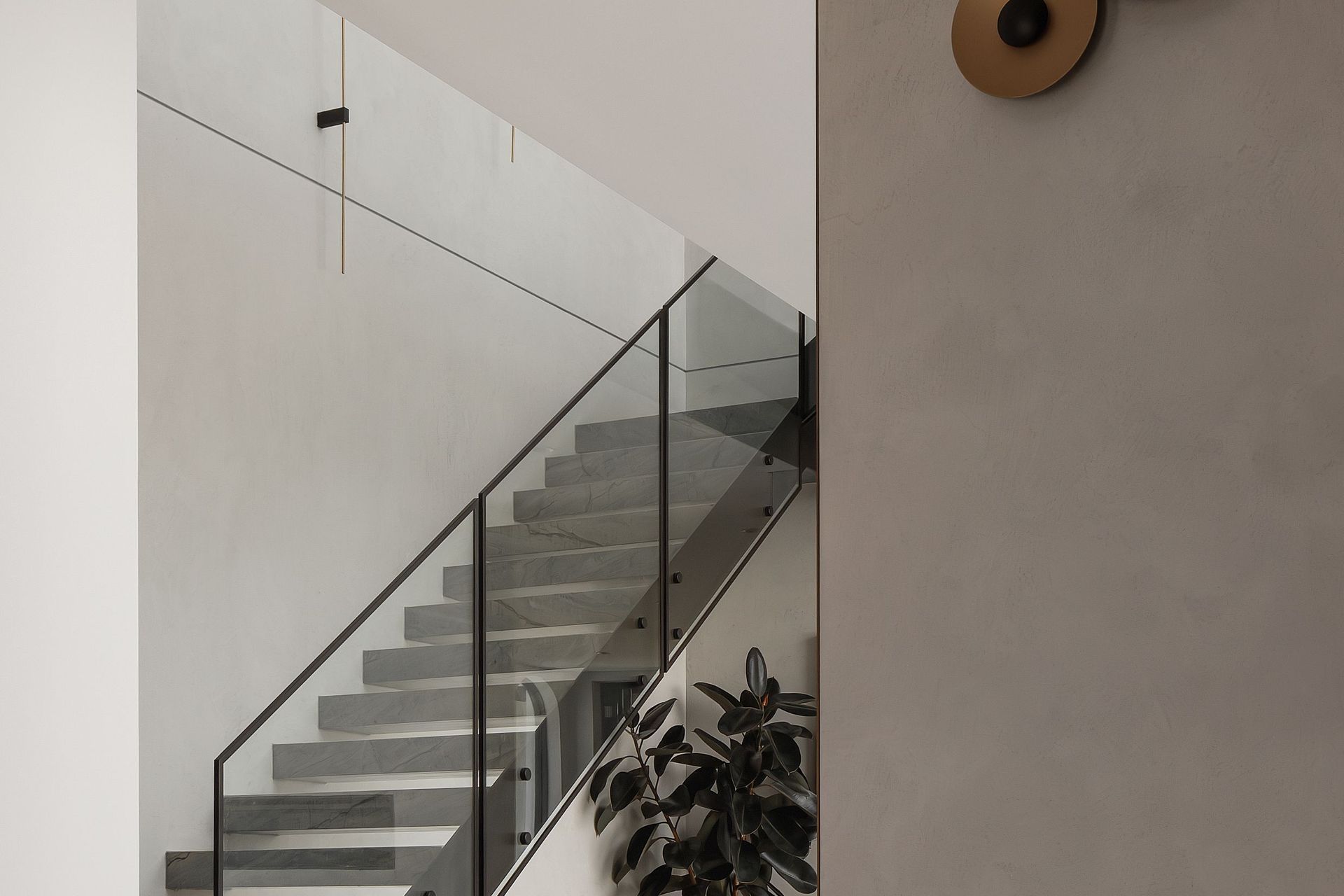 Supporting Image 6 for Ambit Curator