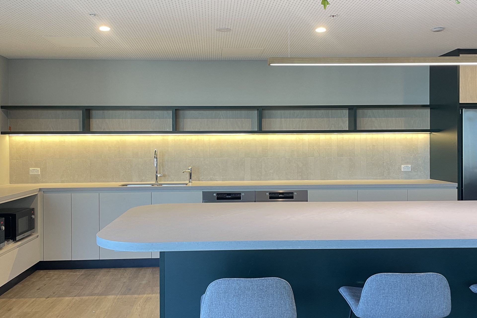 Supporting Image 7 for Ambit Curator