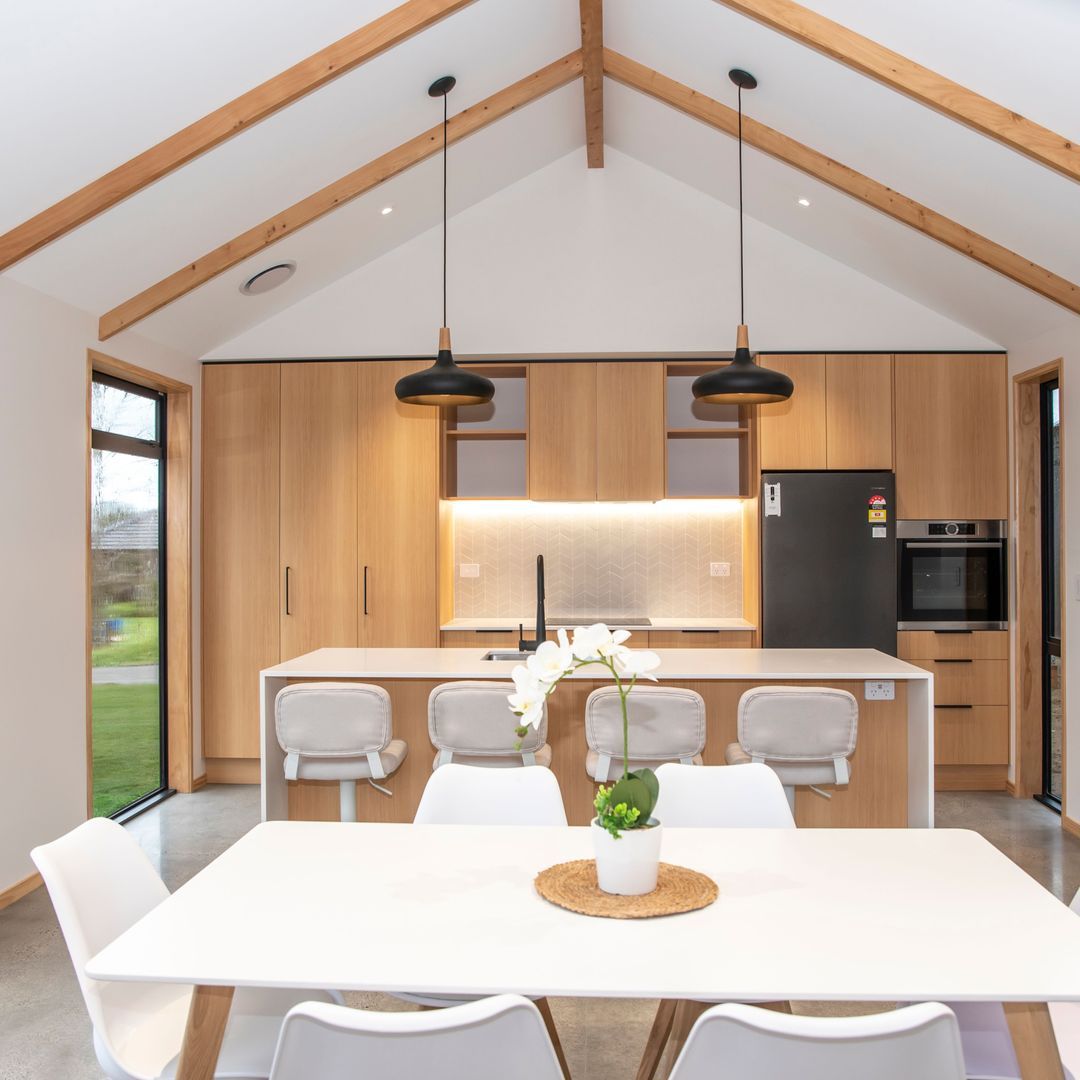 Kerryn Elwin / Interior Designer