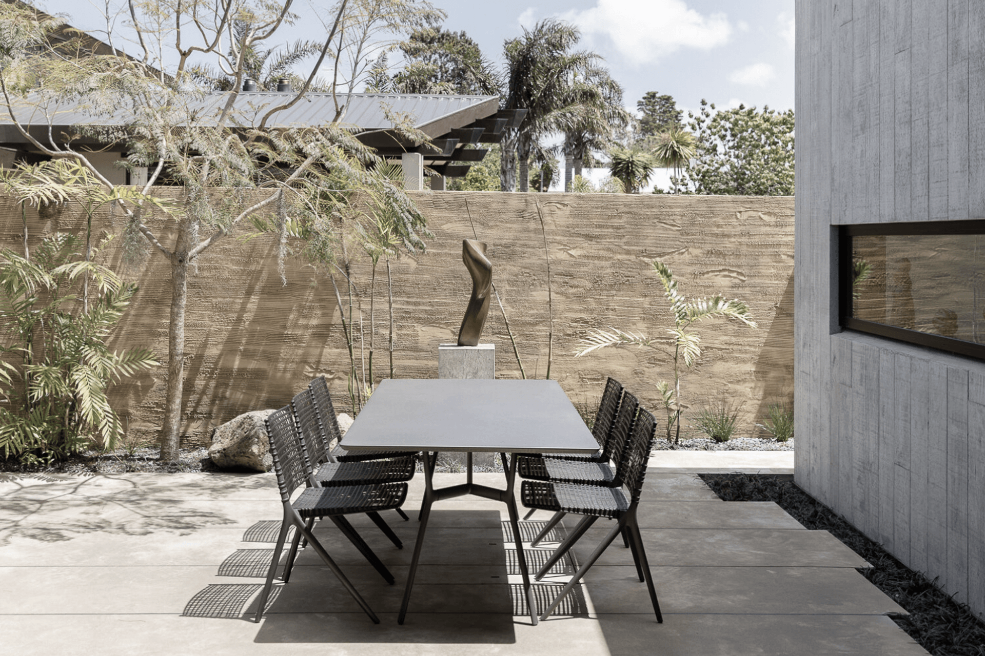 Supporting Image 1 for HK Design