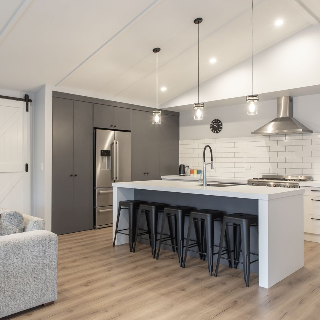 Kerryn Elwin / Interior Designer
