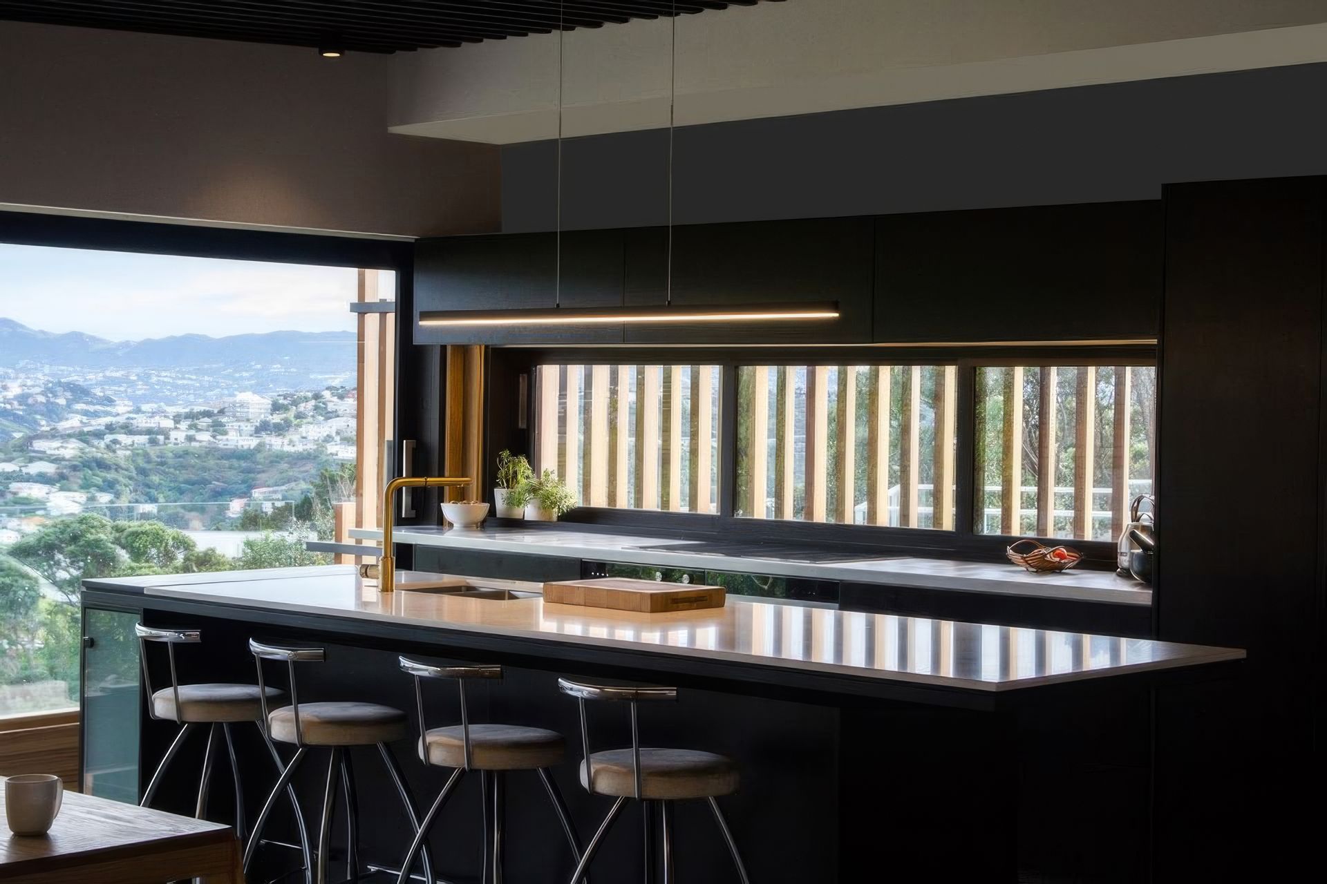 Hero Banner for Renalls Joinery