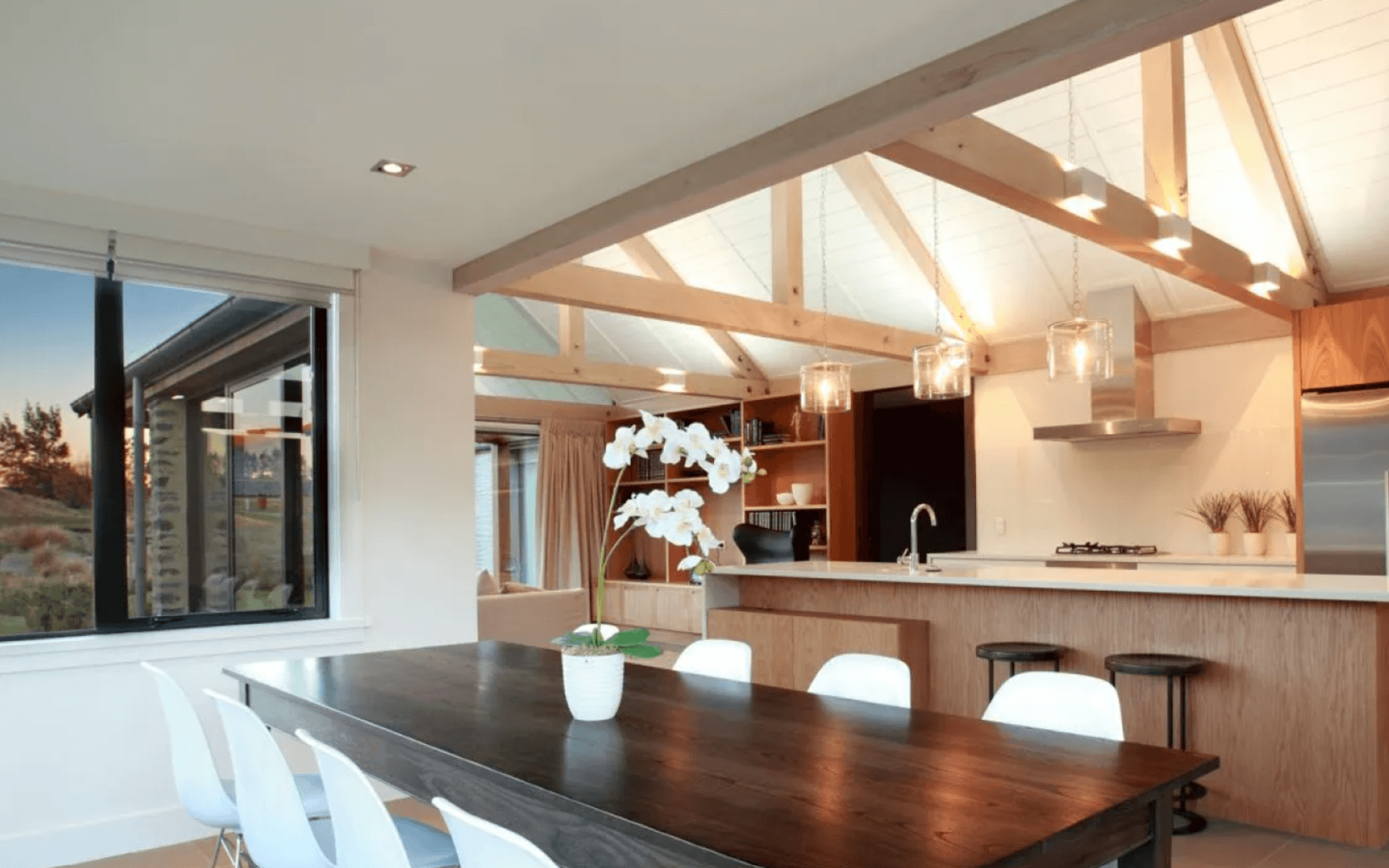 Hero Banner for Pooles Joinery