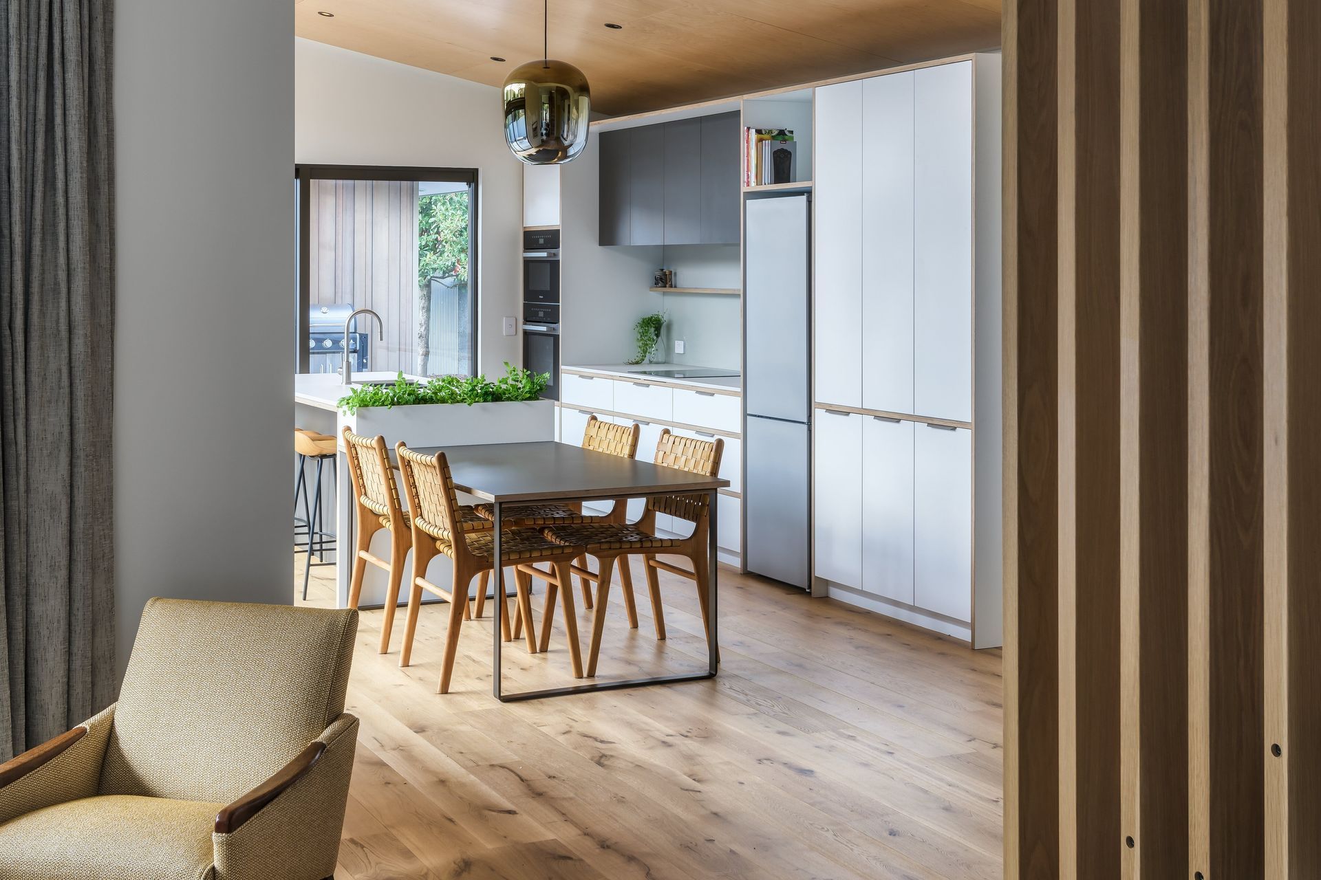 Supporting Image 2 for Modern Age Kitchens and Joinery