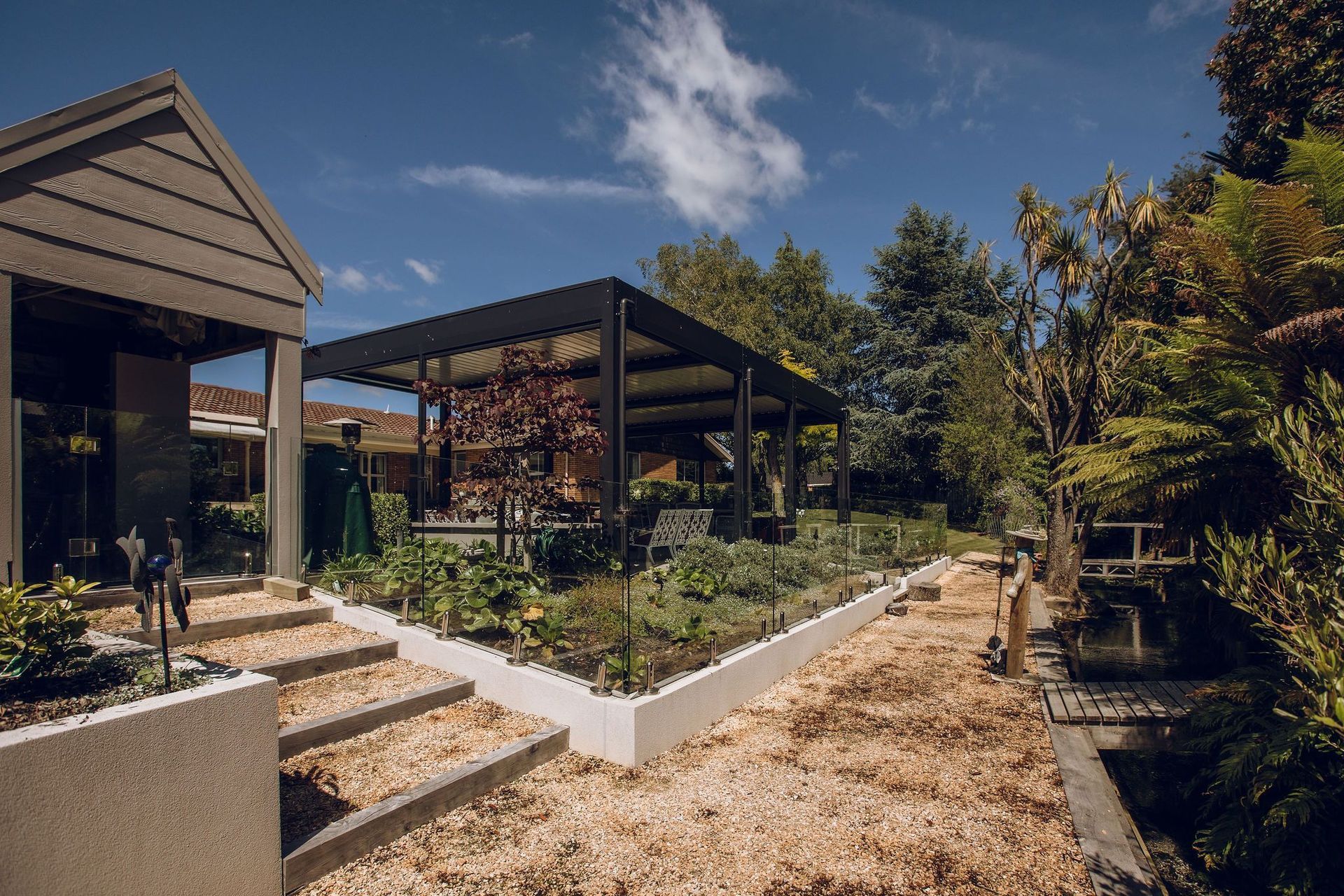 Supporting Image 6 for Noble Fox