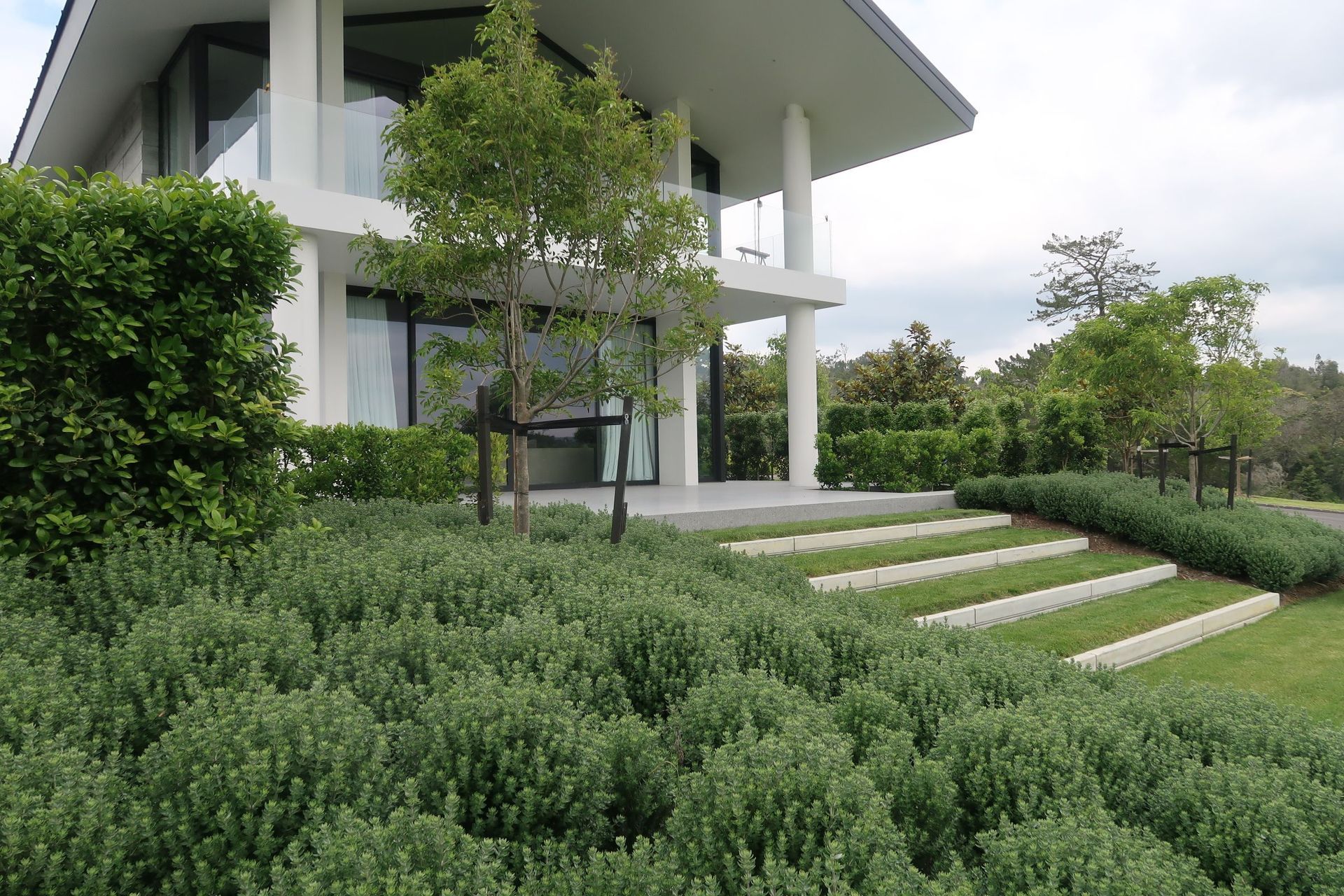 Hero Banner for Strass Landscape Developers