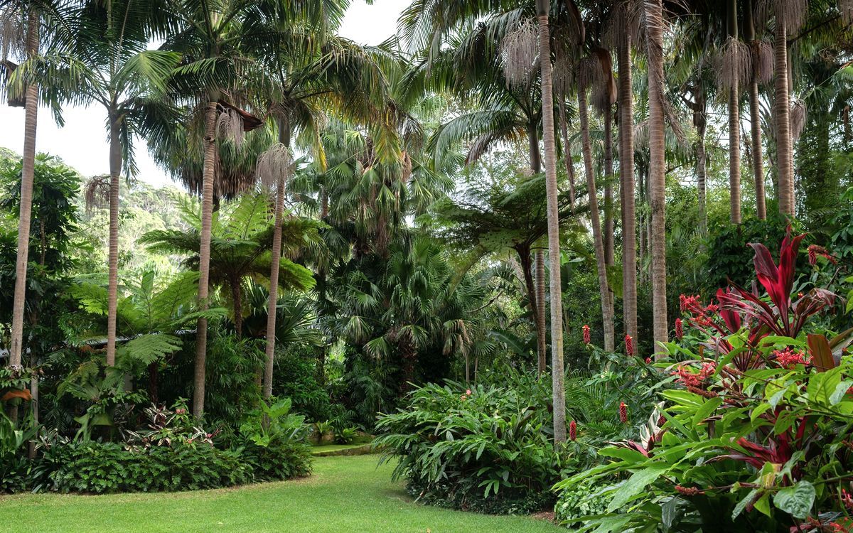 Secret Gardens banner