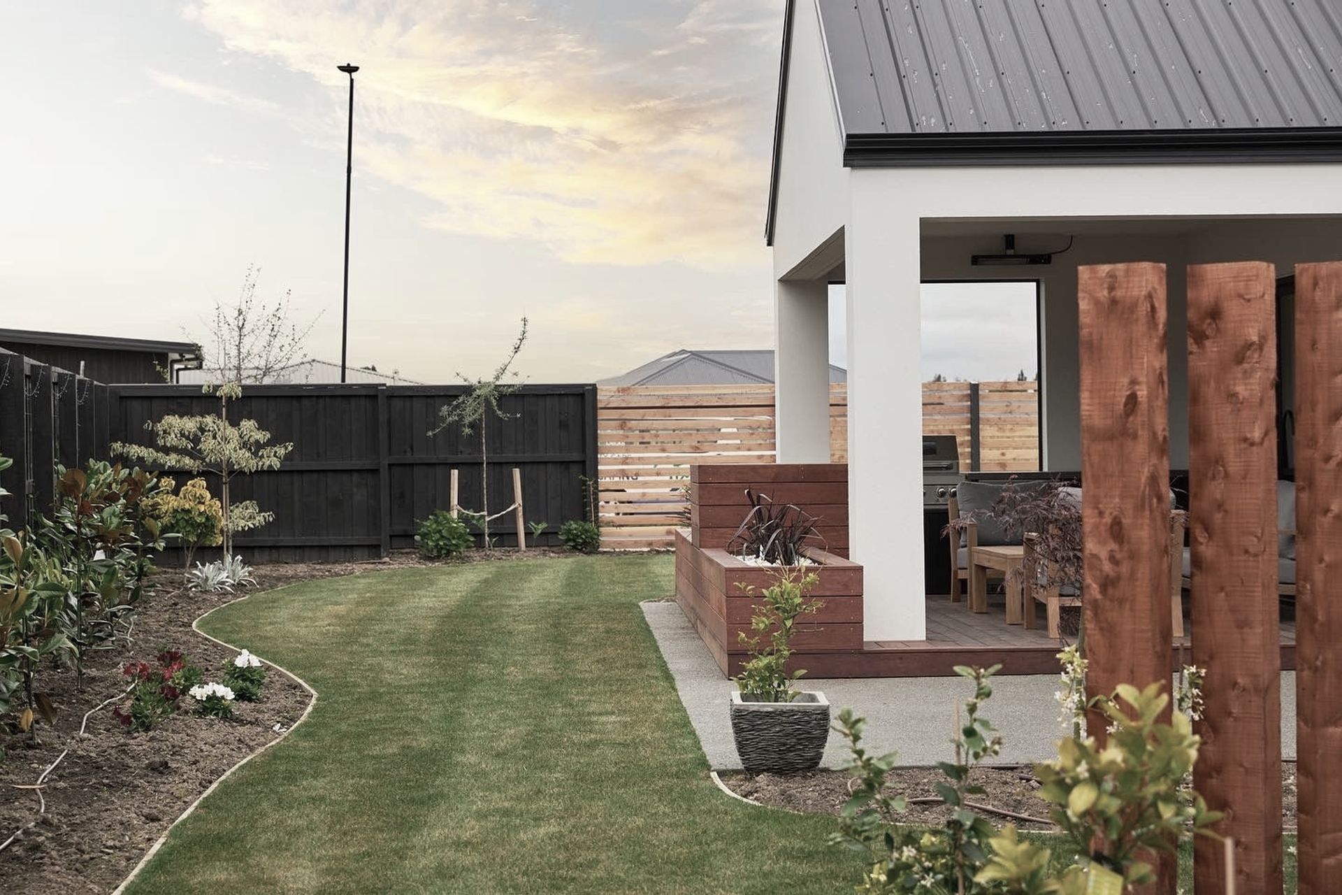 Supporting Image 1 for Visual Wonders Landscaping Ltd