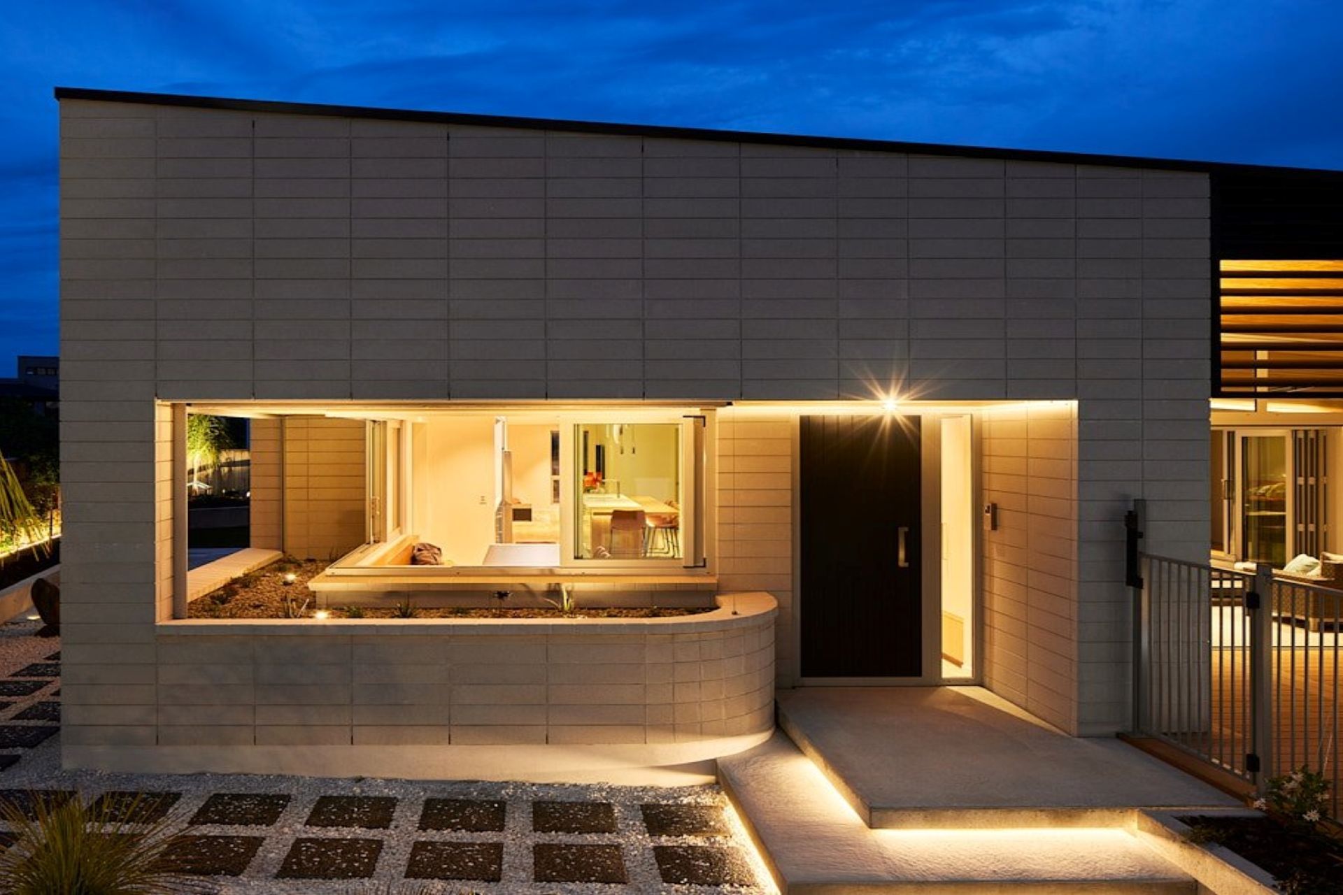 Supporting Image 1 for fifth : season design