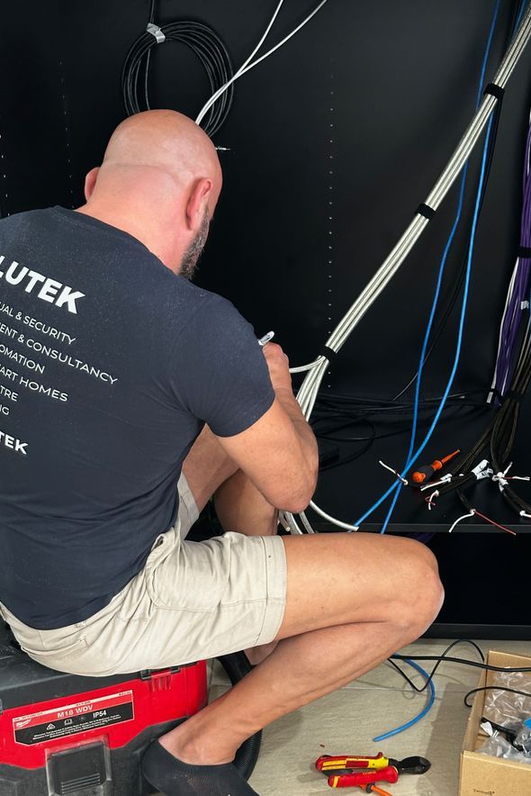 Blutek