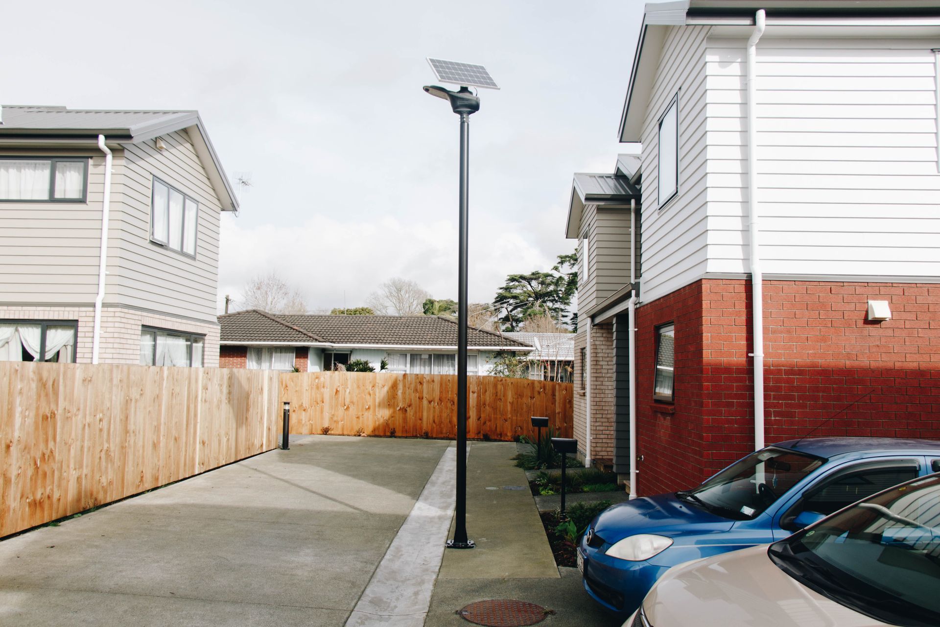 Supporting Image 5 for E-Stello