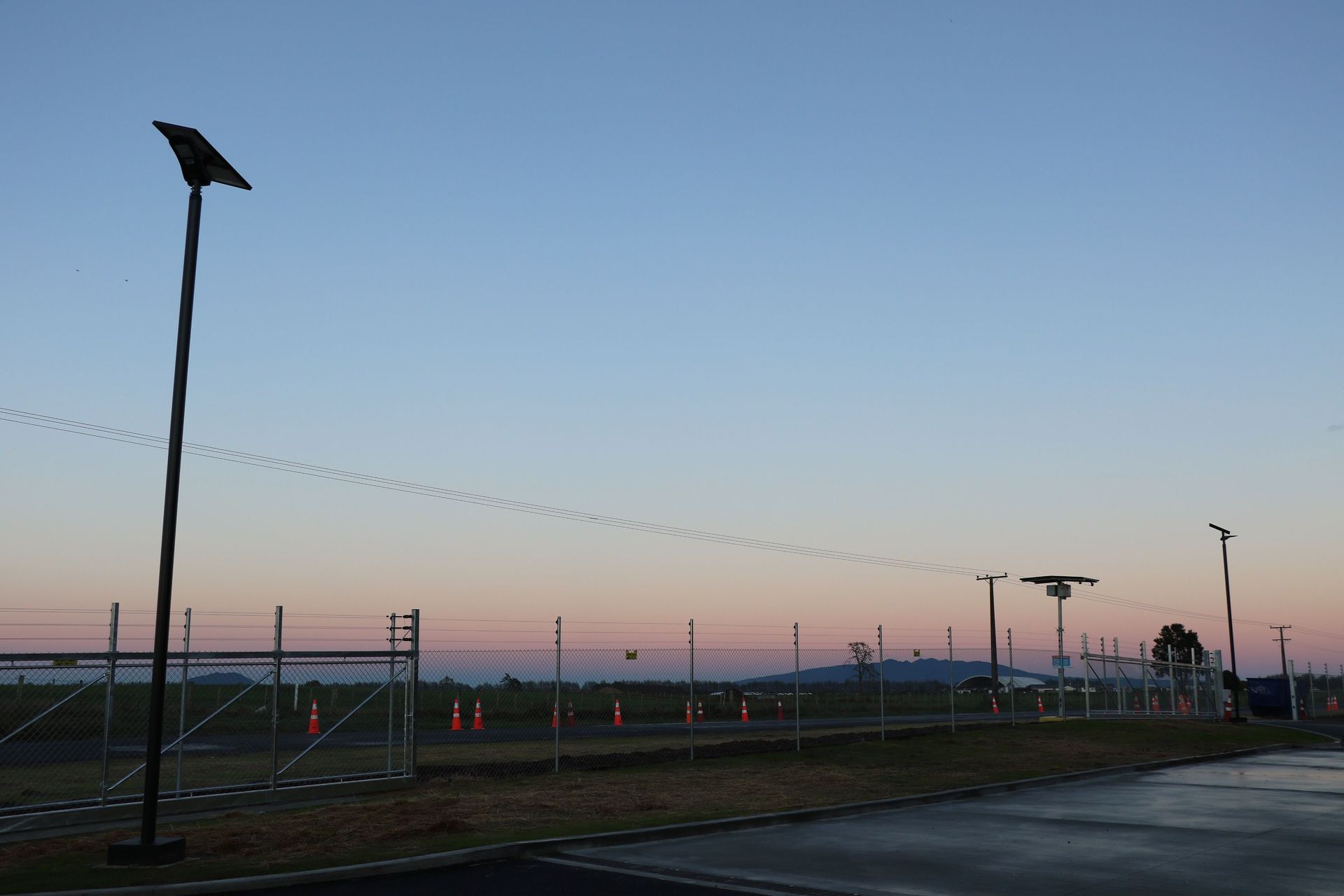 Supporting Image 3 for E-Stello