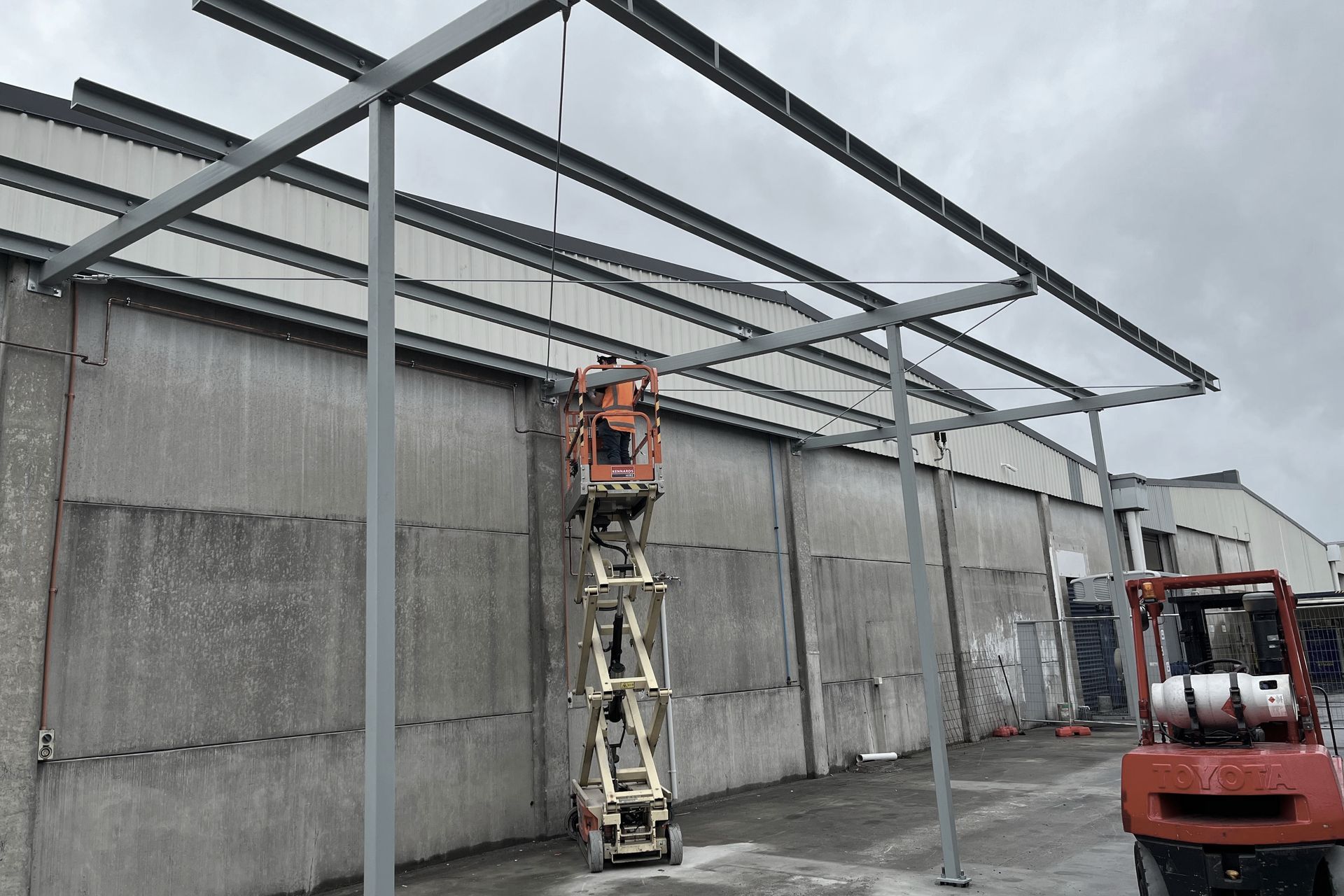 Hero Banner for Metalways