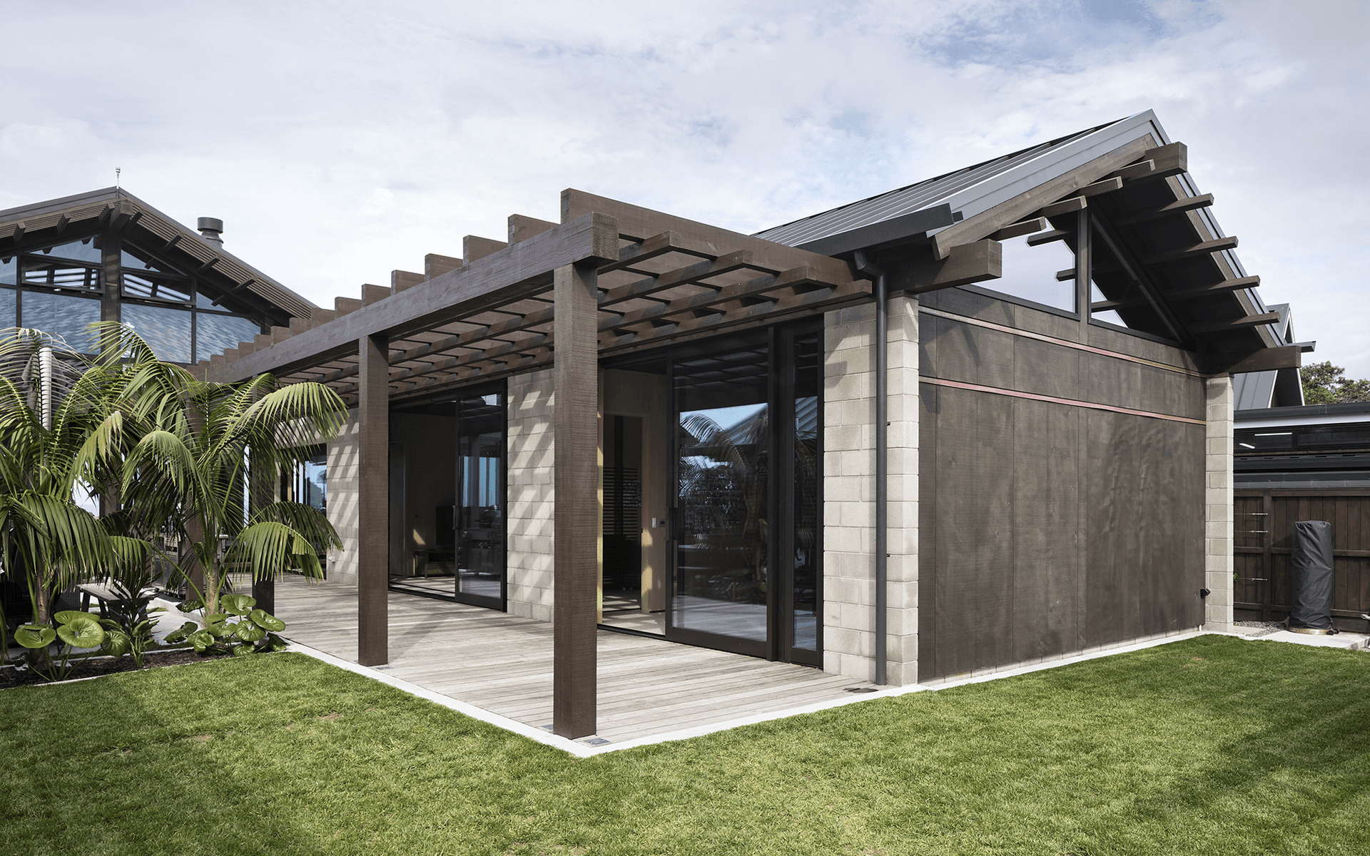 Supporting Image 4 for Holah Homes