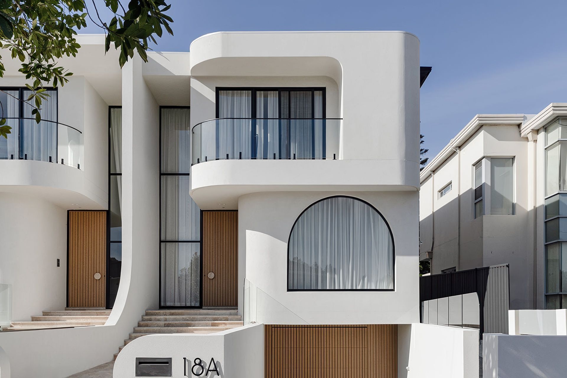 Supporting Image 1 for Dezcon