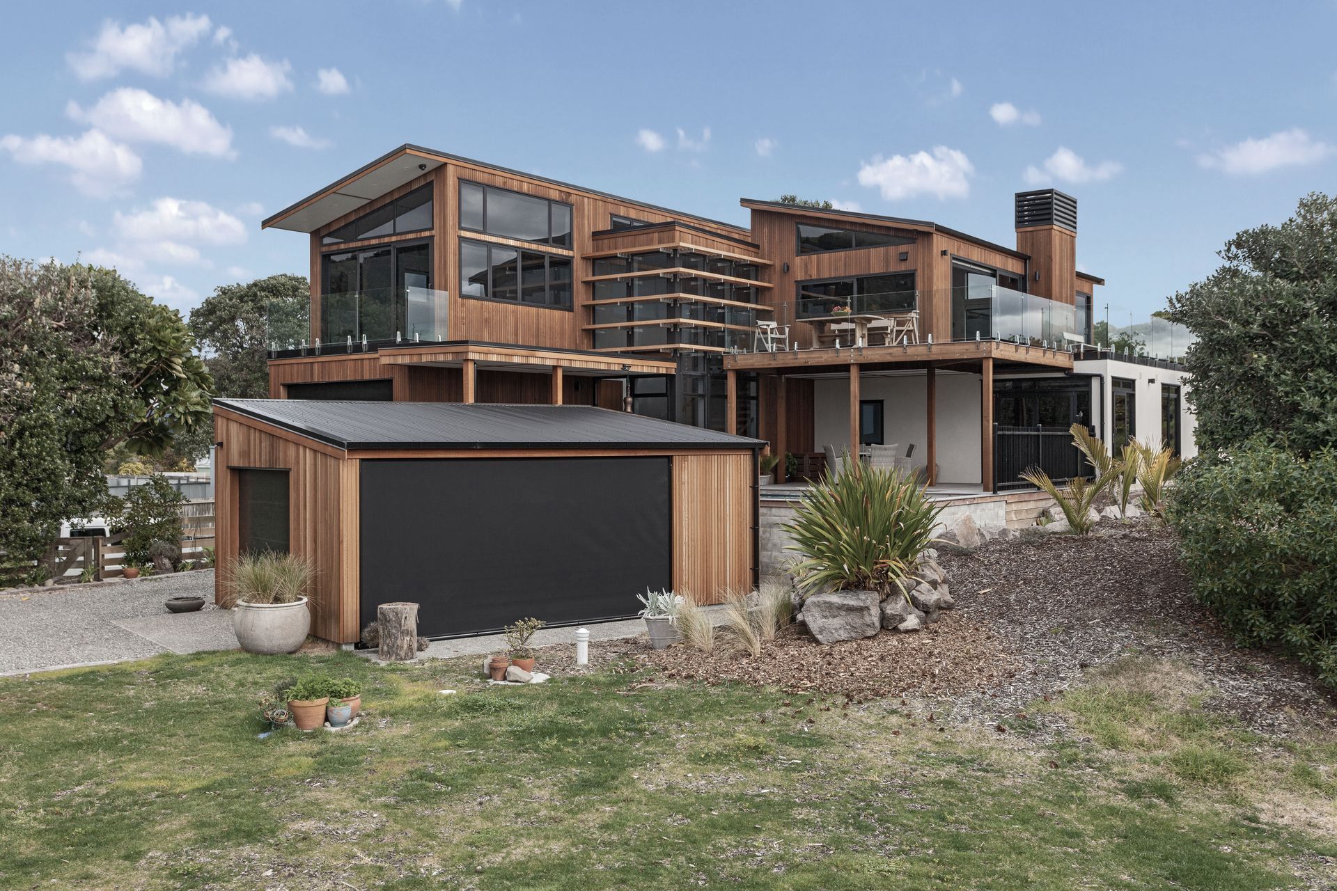 1st Class Decorators banner