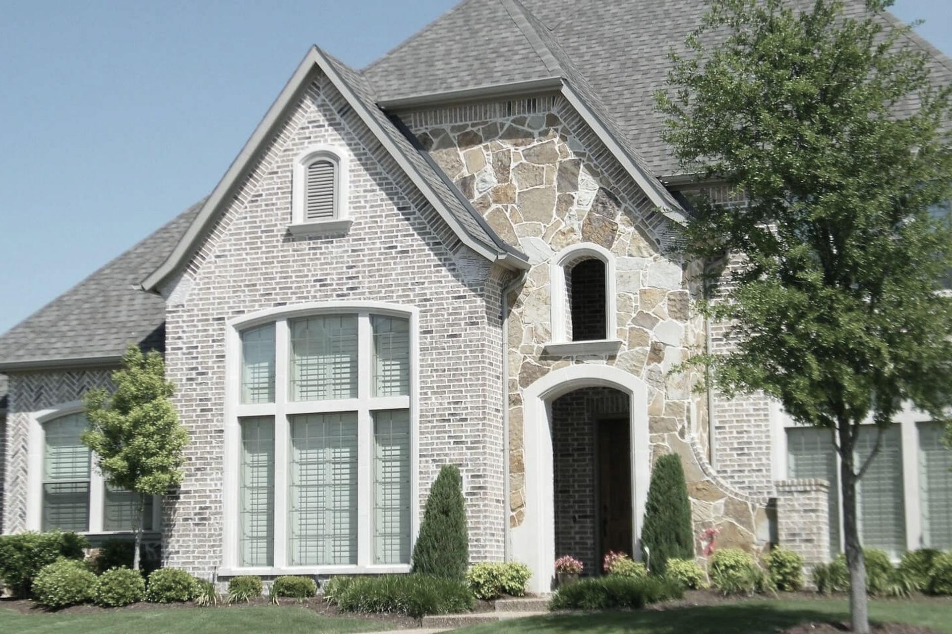 Hero Banner for Mitchell Decorators Ltd