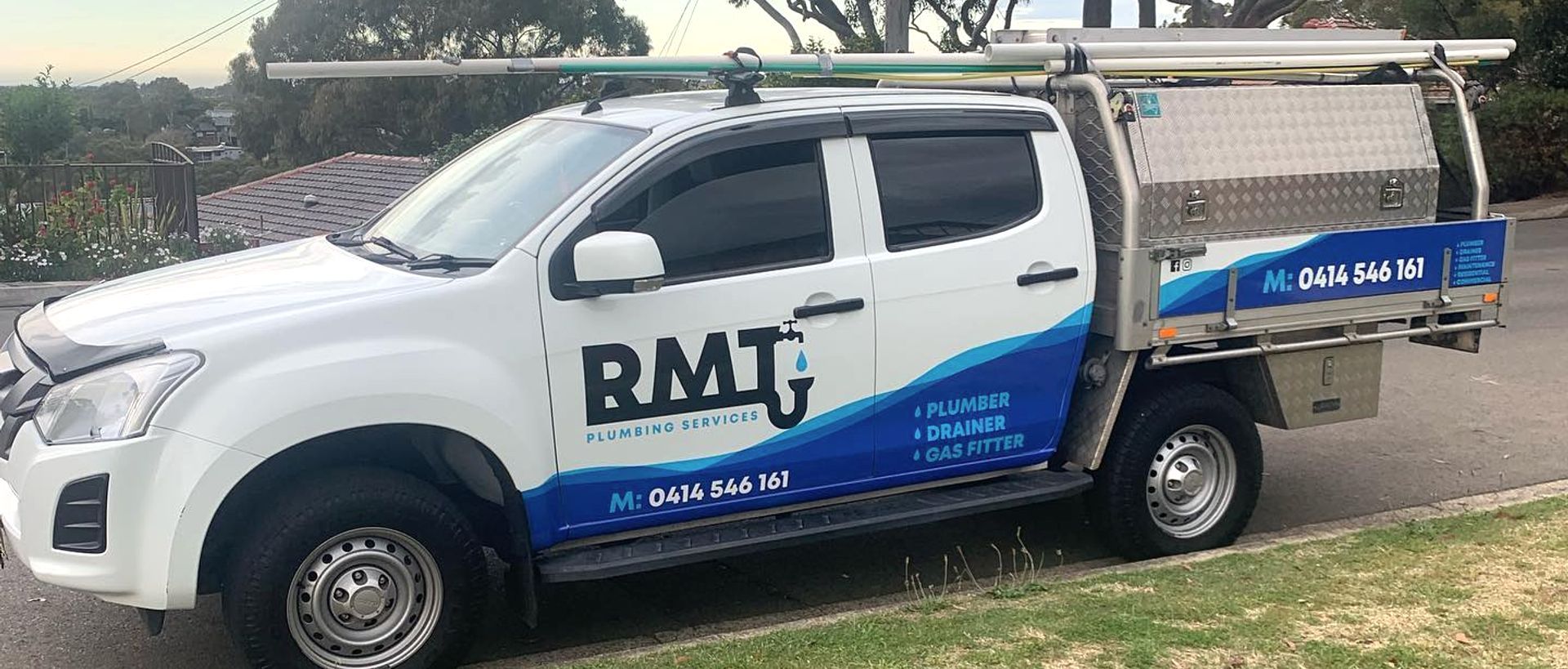RMT Plumbing Services Banner image