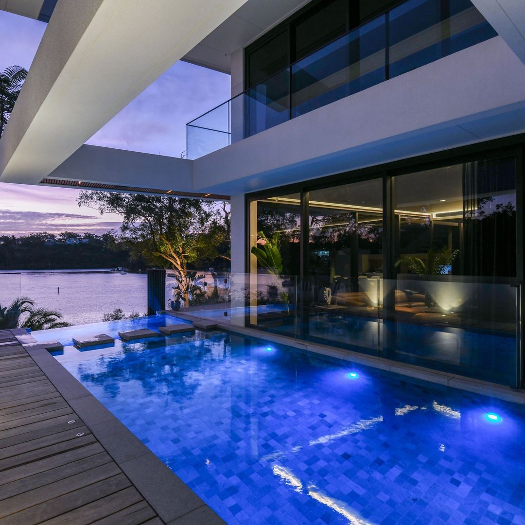 Artesian Pools