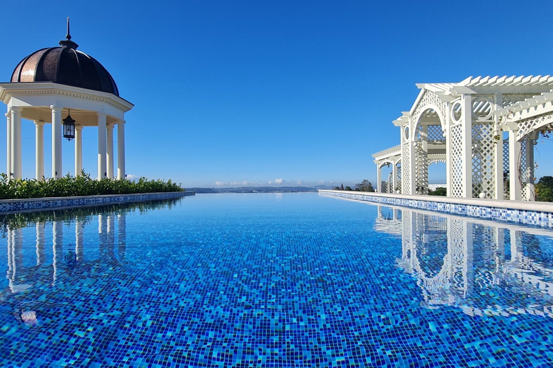 Supporting Image 1 for Euro Pools