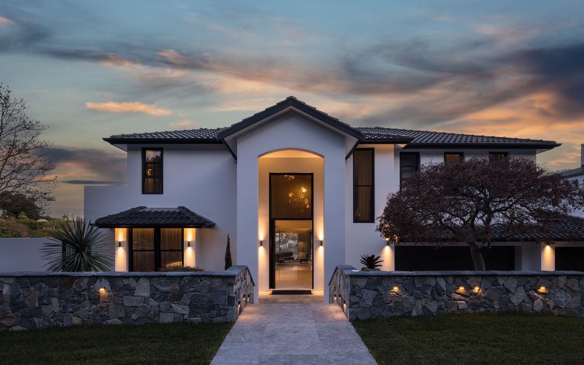 Supporting Image 2 for Lucian Architectural Lighting