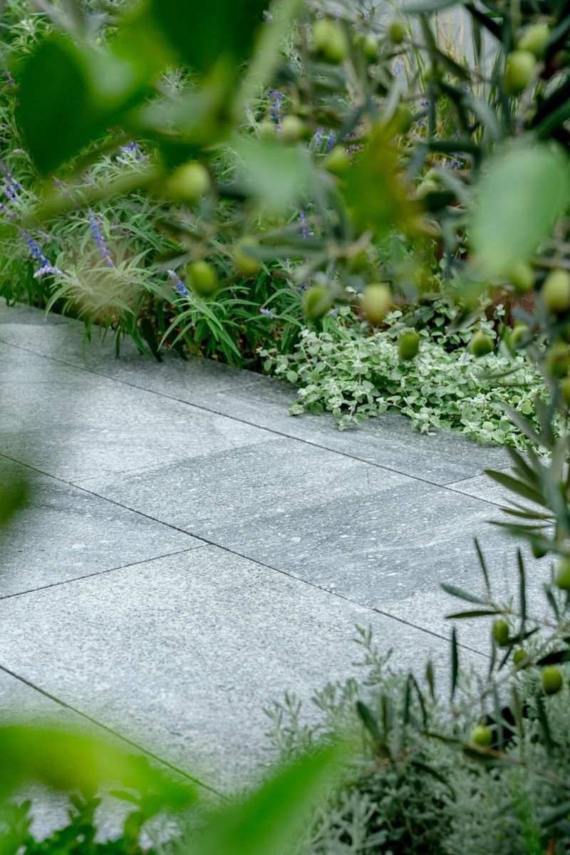 Balmoral Oasis Revealed: Ocean Grey Granite Magic!