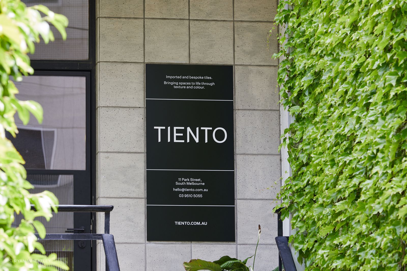 Tiento Tiles