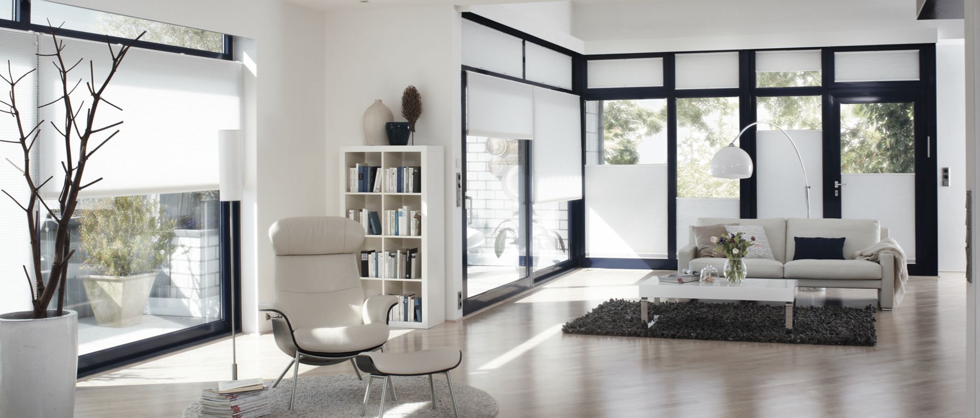 Supporting Image 3 for Blinds by Peter Meyer