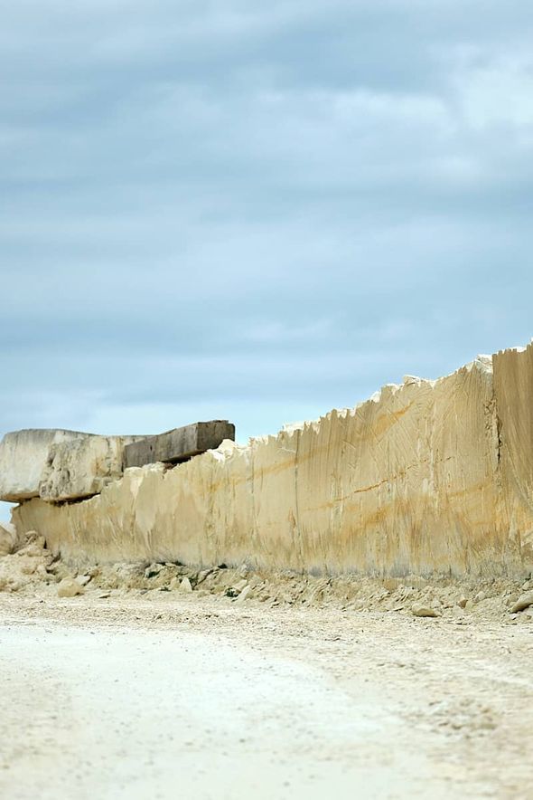 Oamaru Stone (Parkside Quarries)