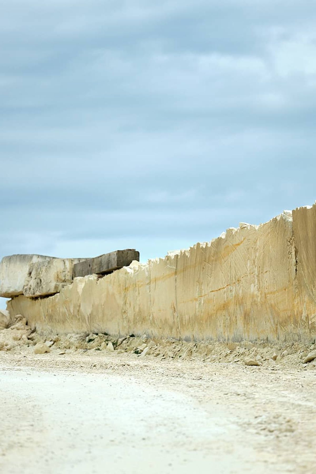 Ōamaru Stone (Parkside Quarries)