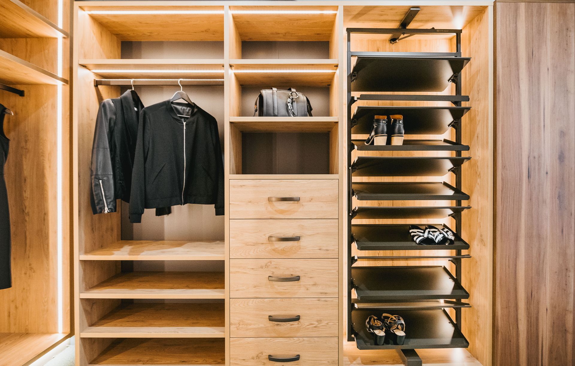 Wardrobes Plus