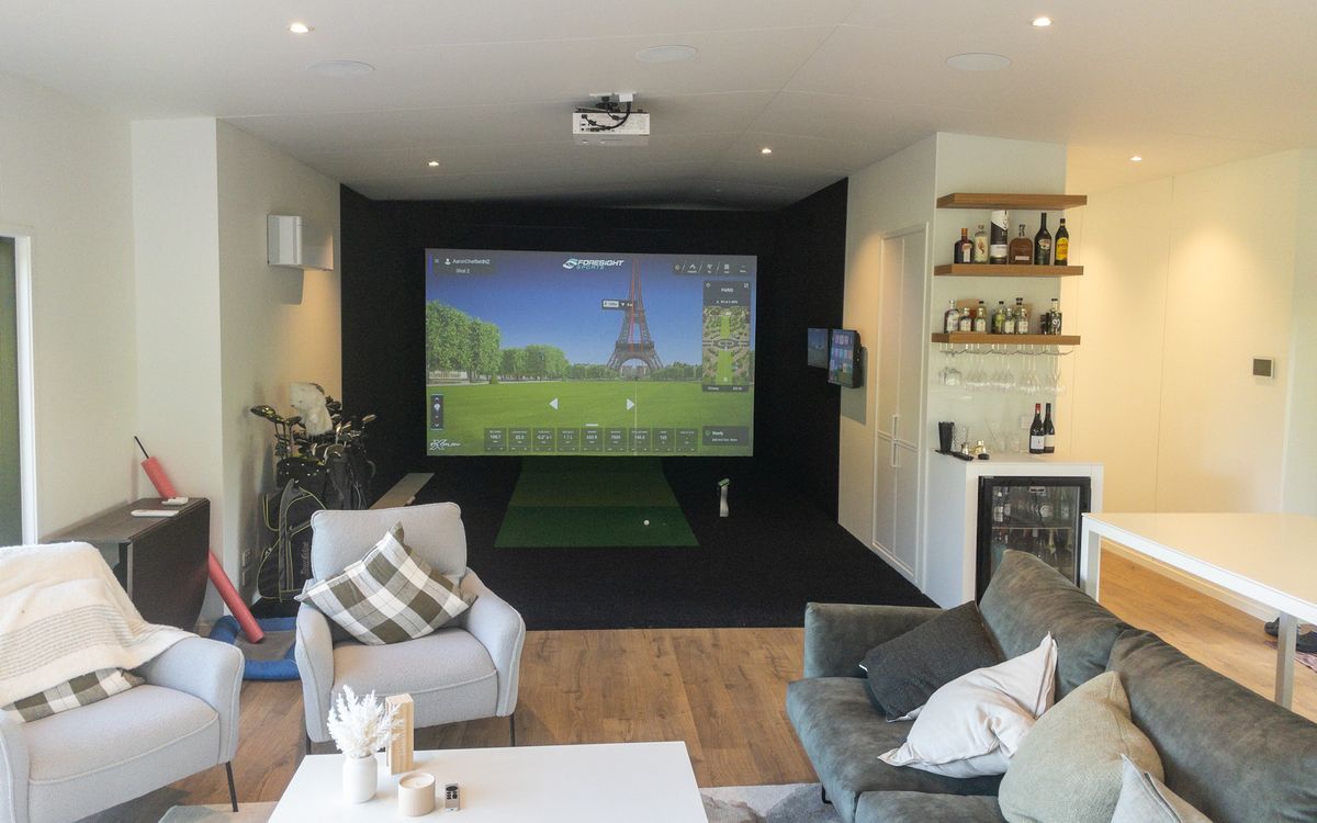 Supporting Image 5 for Premium Golf Simulators