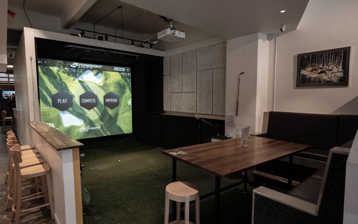 Premium Golf Simulators banner