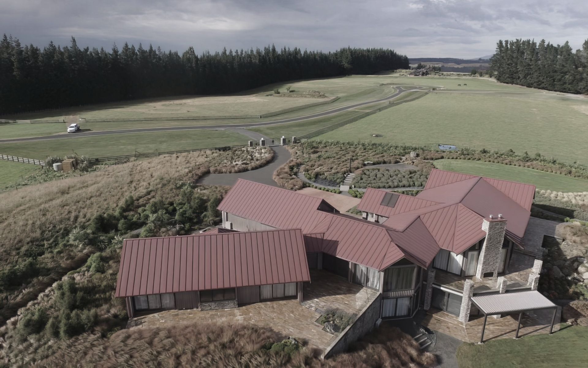 Hero Banner for RoofingSmiths Wanaka