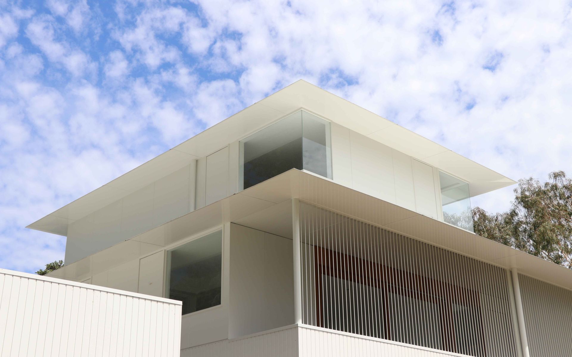 Alumac Architectural Metal Building Products banner